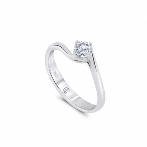Anello Solitario con Diamante