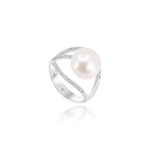 Anello Con Perla e Diamanti